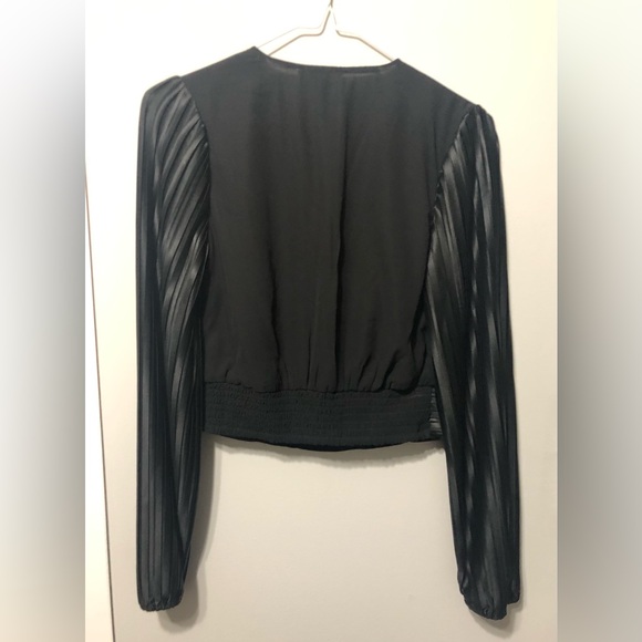JAPNA black pleated long sleeve top size XS. - Picture 6 of 7